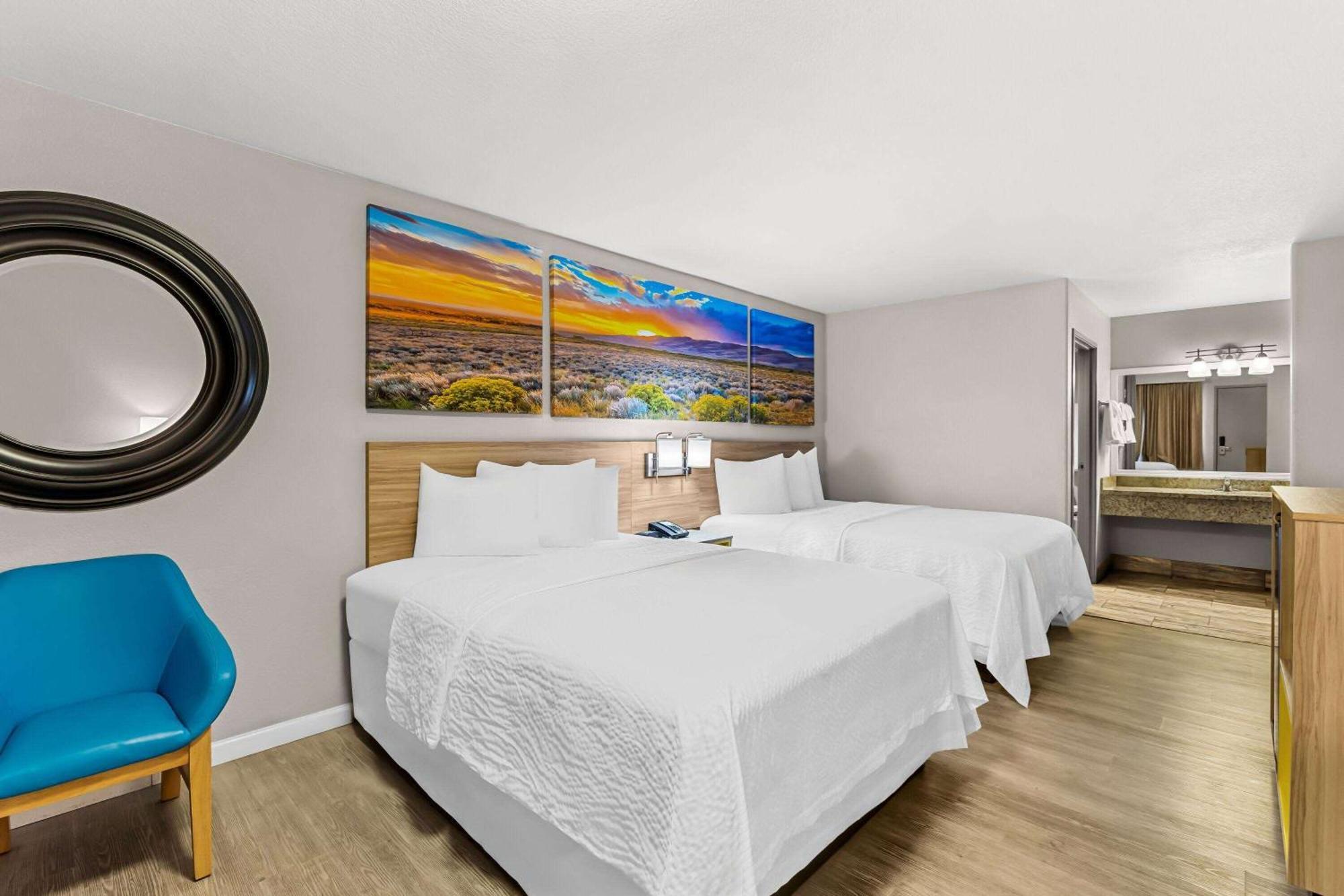 Days Inn By Wyndham Buckeye Dış mekan fotoğraf